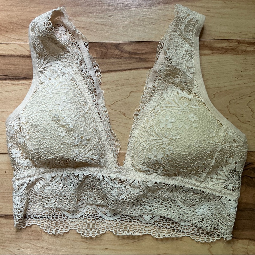Lace Bralette in Cream